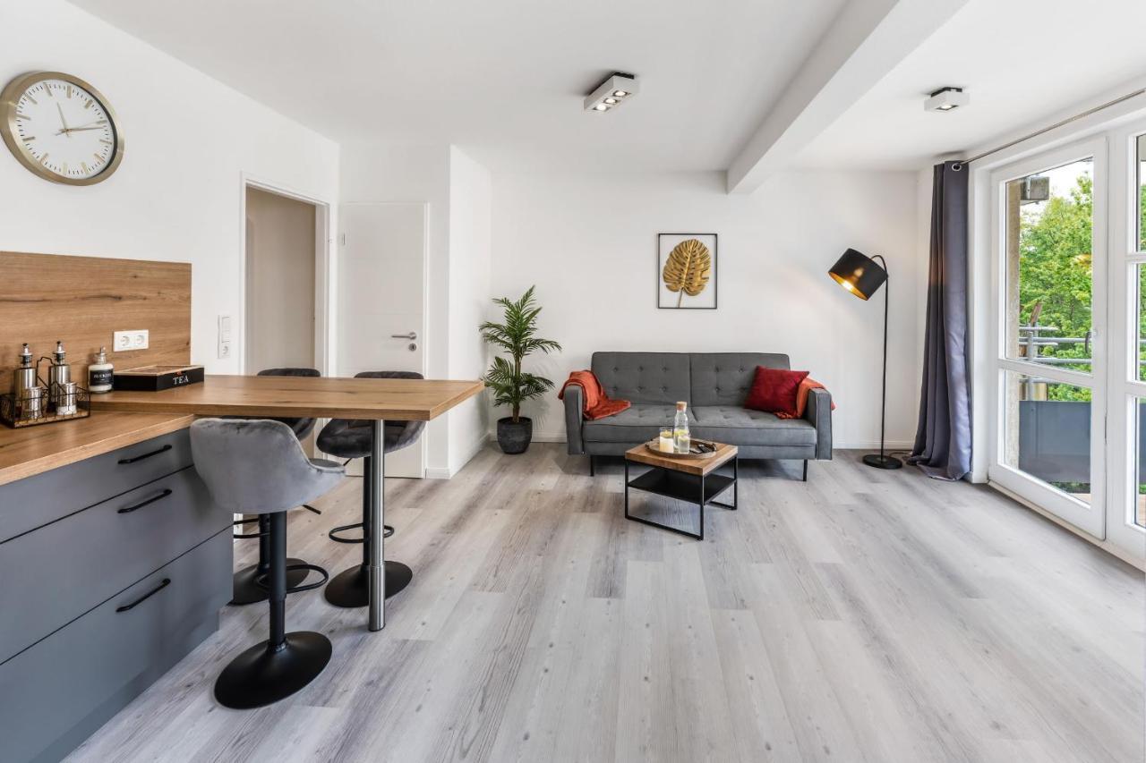 Cityoase Im Zentrum Mit 24-7 Self Check-In, Wlan & Smart Tv Kiel Bagian luar foto