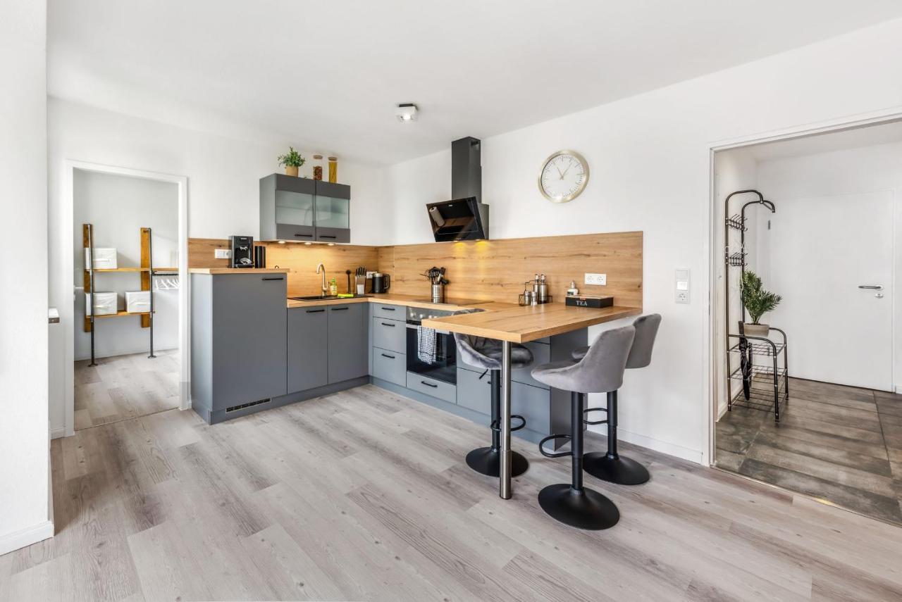 Cityoase Im Zentrum Mit 24-7 Self Check-In, Wlan & Smart Tv Kiel Bagian luar foto